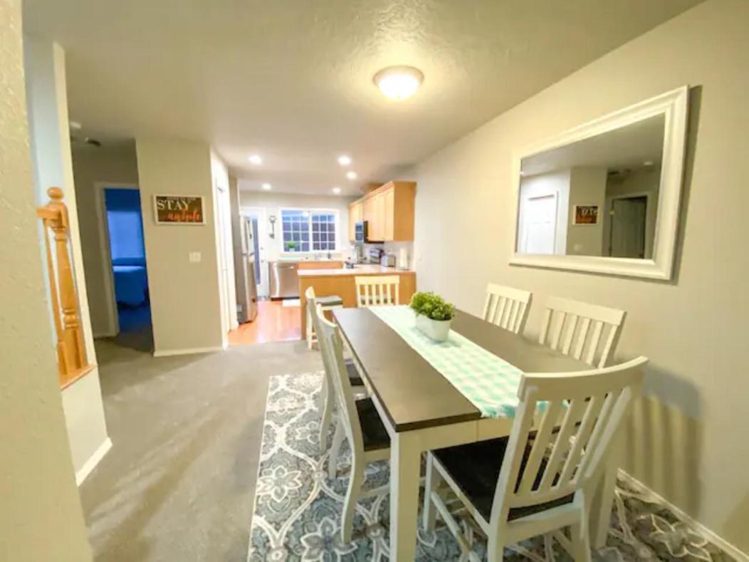 The Getaway Se Boise Condo Across The Street From Greenbelt, Bown Crossing And Boise River 3Bd 3Bath, 4 Beds! Lovely, Homey, Dining Table Seats 6 מראה חיצוני תמונה