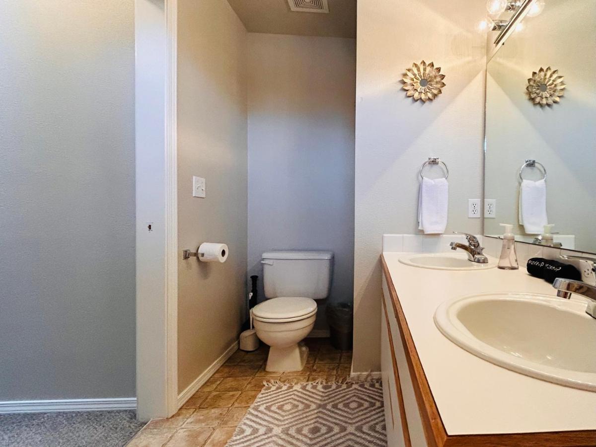 The Getaway Se Boise Condo Across The Street From Greenbelt, Bown Crossing And Boise River 3Bd 3Bath, 4 Beds! Lovely, Homey, Dining Table Seats 6 מראה חיצוני תמונה